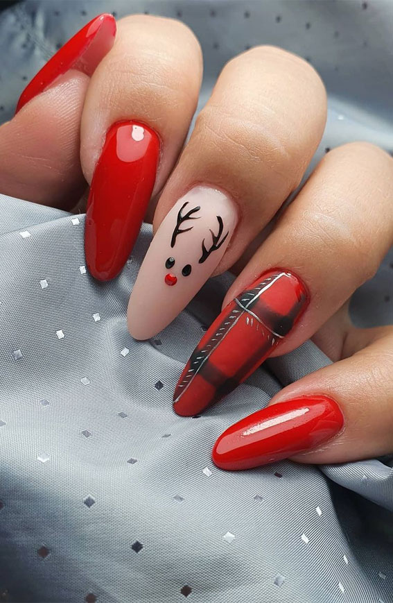 100+ Christmas Nail Designs To Rock This Winter! -