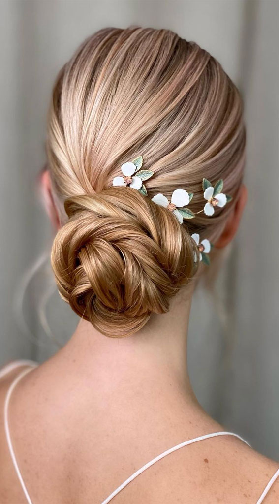 54 Cute Updo Hairstyles That Are Trendy for 2021 : Pretty Twists Updo