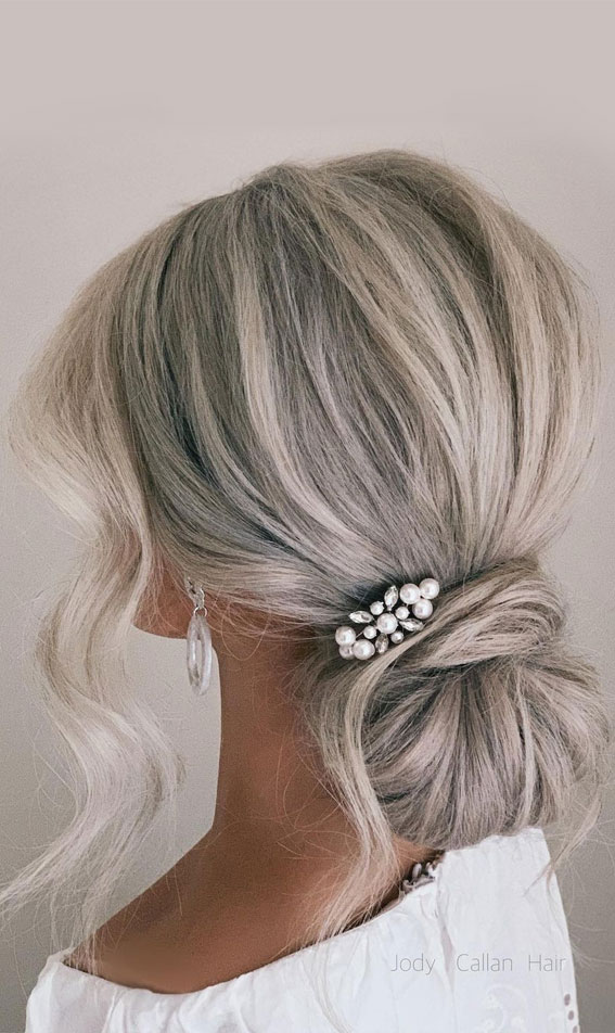 54 Cute Updo Hairstyles That Are Trendy for 2021 : Boho Low bun hair do