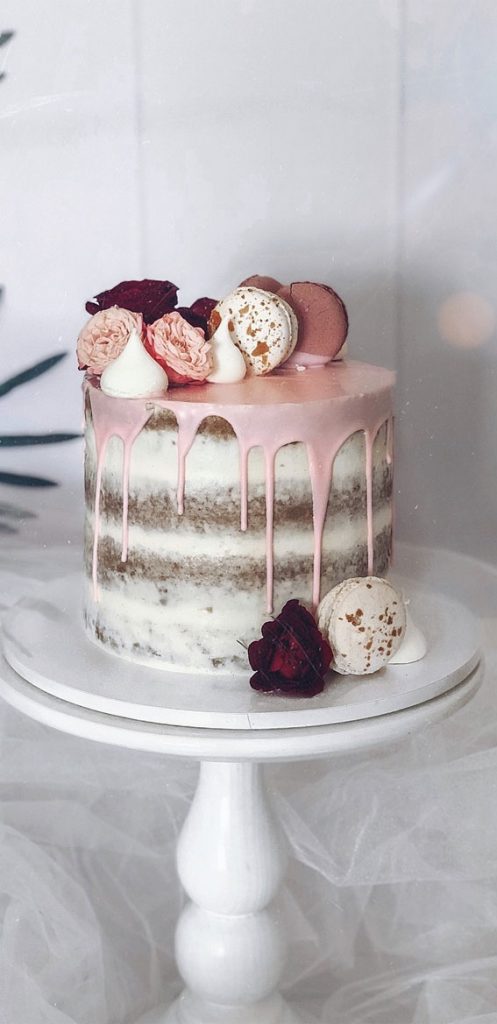 54 Jaw-Droppingly Beautiful Birthday Cake : Semi naked Birthday Cake