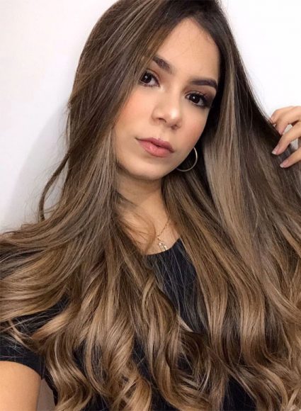 Gorgeous Hair Colour Trends For 2021 : Light brown beauty