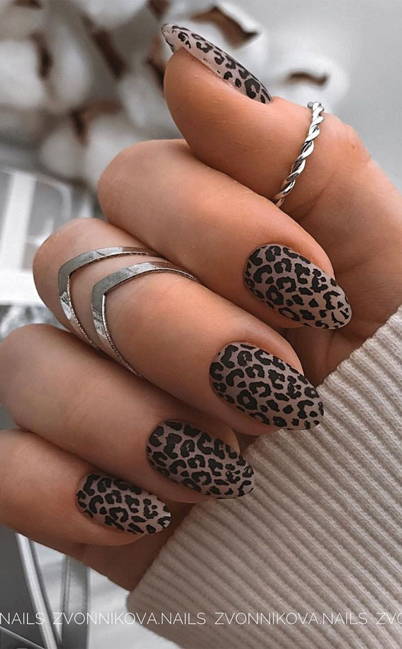 Red Leopard nails - Nail Art