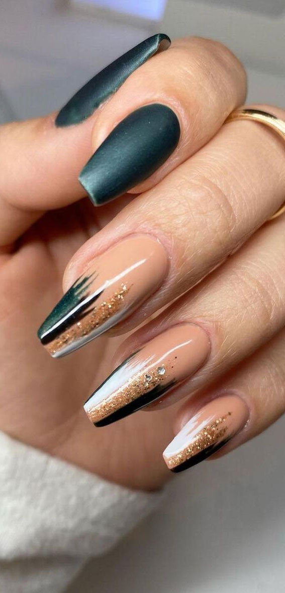 Creative & Pretty Nail Trends 2021 : Teal and nude nails