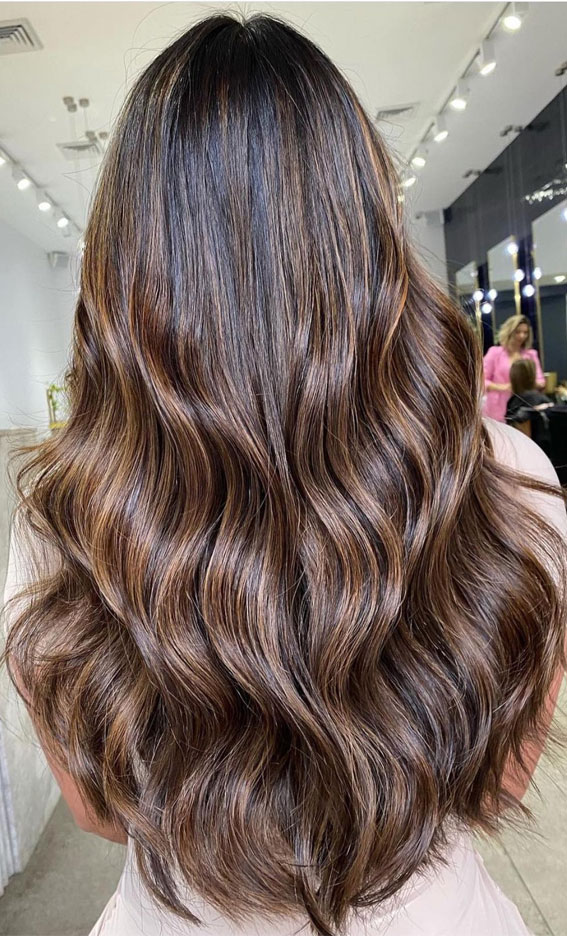 spring hair colors, spring hair colors for brunettes, hair color ideas, hair color ideas for brunettes, new hair color trends 2021, brown hair color , brunette hair color, balayage hair, brown balayage