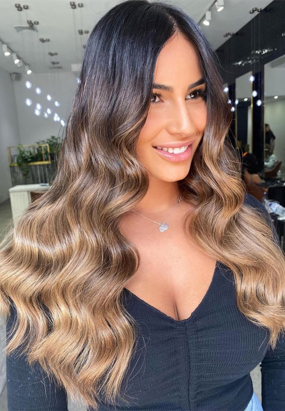 brown with blonde, spring hair colors, spring hair colors for brunettes, hair color ideas, hair color ideas for brunettes, new hair color trends 2021, brown hair color , brunette hair color, balayage hair, brown balayage