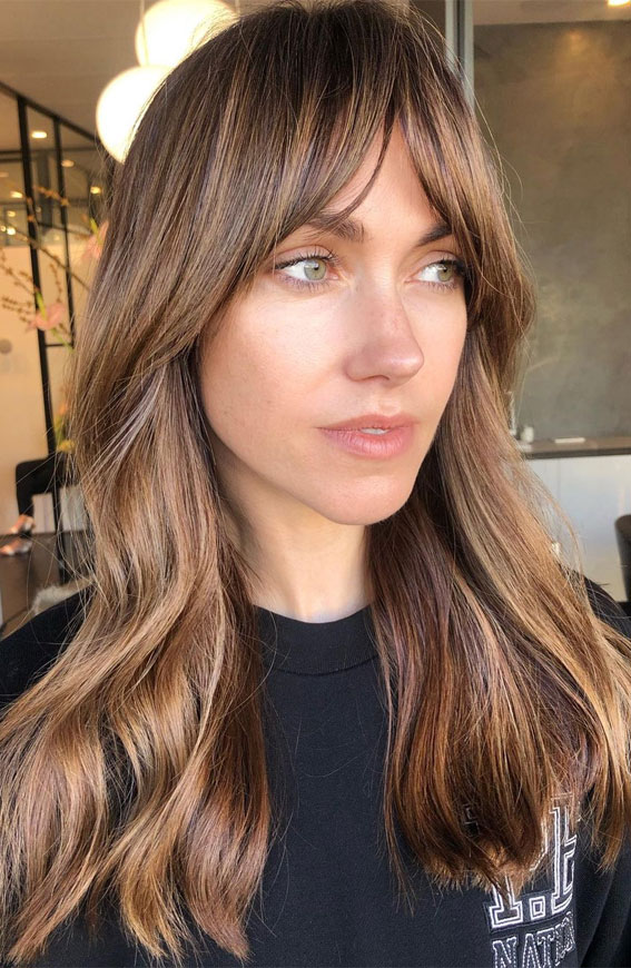 Cute Haircuts And Hairstyles With Bangs : Sun-kissed Tones