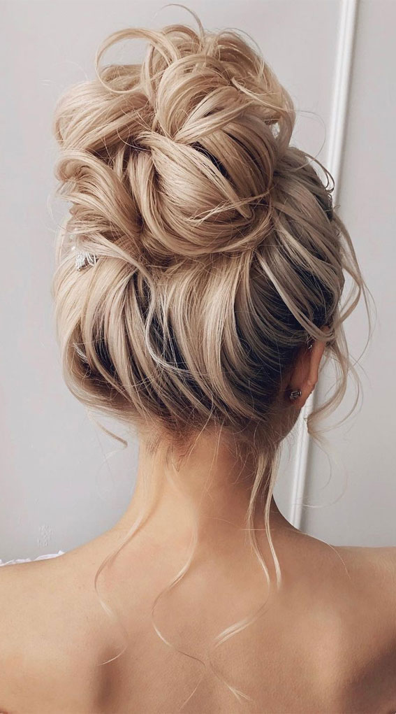 50+ Updo Hairstyles That're So Stylish : High Bun + Face Framing