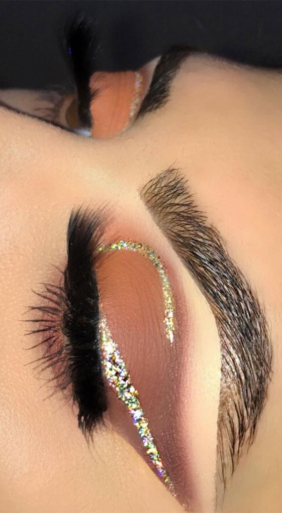eye makeup looks 2021, glam eye makeup looks, eye makeup looks for brown eyes, eye makeup trends 2021, different eyeshadow looks, eye makeup looks, eye makeup looks for blue eyes