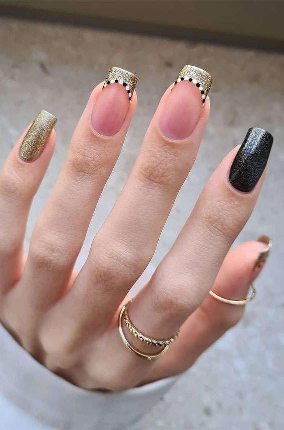 gold french tips, black and gold nails, gold french tip nails