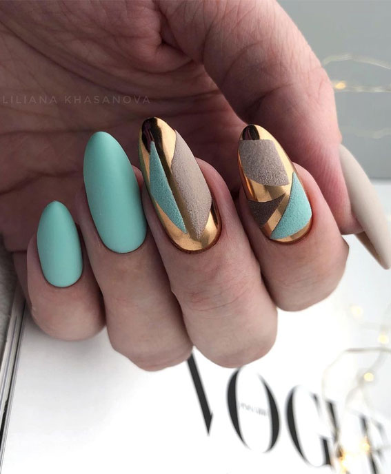 Cute Fall Nails To Help You Get Ready for Autumn Manicure : Emerald Green  Nails with Gold Foil