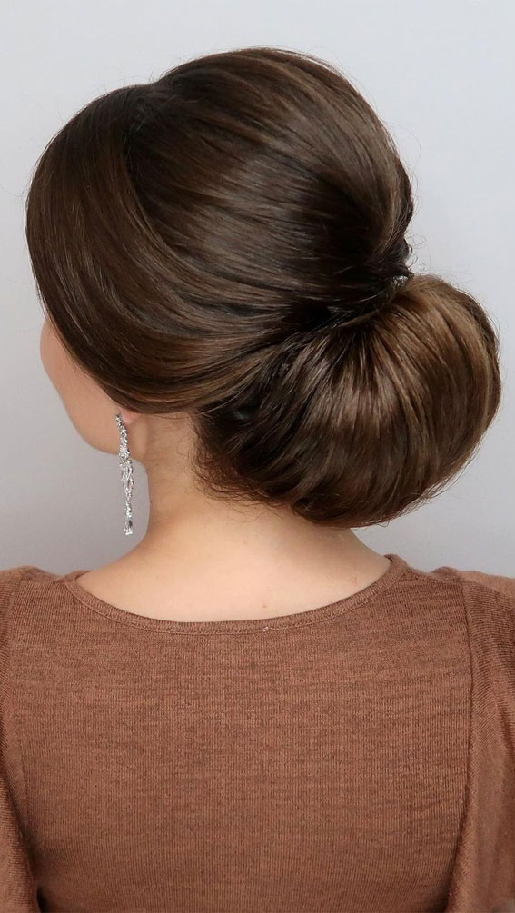 Classic Wedding Hairstyles: 30+ Best Looks & Expert Tips