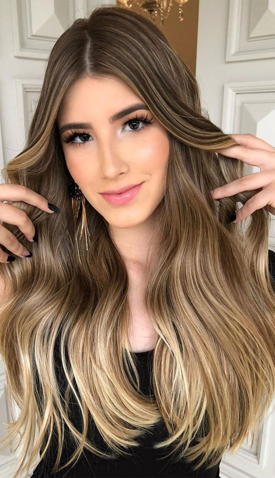 These Are The Best Hair Colour Trends in 2021 : Chic & modern sand tones