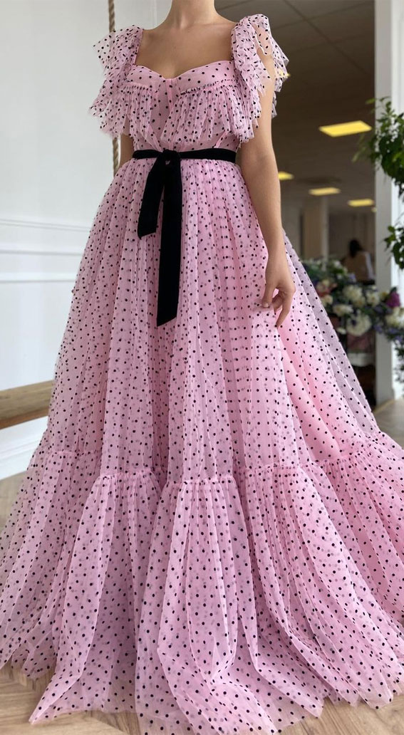 32 Hottest Prom Dress Ideas That’ll Make You Swoon : Polka dot lilac dress
