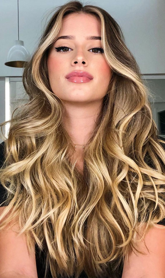 43 Gorgeous Hair Colour Ideas With Blonde : Long hair with melted buttery