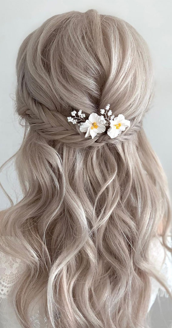 Trendy Half Up Half Down Hairstyles : Half up with Tilly flower hair pins