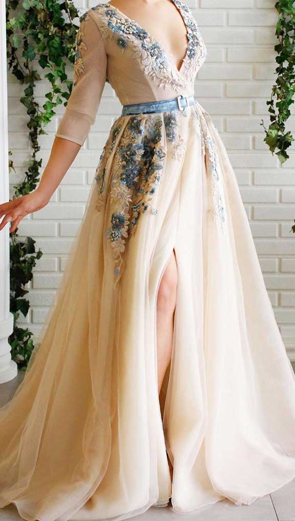 32 Hottest Prom Dress Ideas That’ll Make You Swoon : Ivory prom dress with floral embellishment