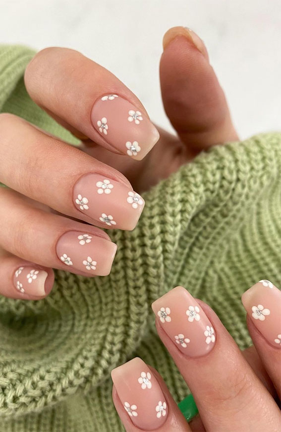 flower nails, nude nails, short nails, summer nails, summer nail art designs, nail art designs #nailart
