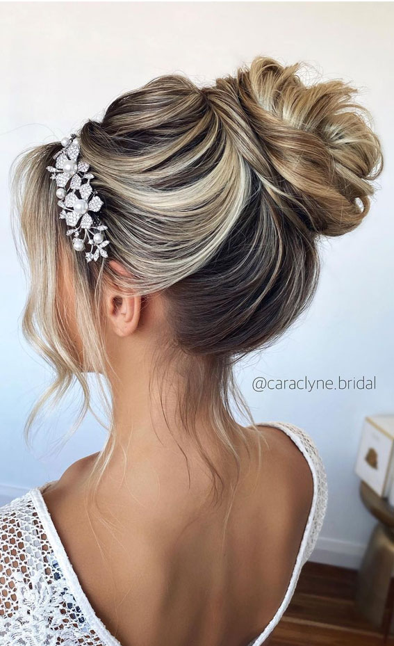 romantic updo for curly hair, updo hairstyles, easy updo hairstyles, updo hairstyles 2021, wedding updo hairstyles 2021, prom updo hairstyle,  updo hairstyles for wedding, updo hairstylesbraids, messy updo, updos for medium hair, bridal low bun