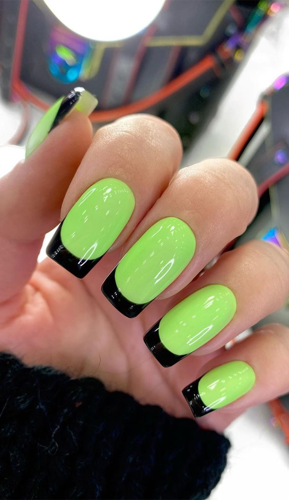 24-Pack Women's Pressed Nails False Long Line Grass Green Color Block Wavy Nail  Art DIY Manicure Tools Full Coverage Nail Stickers - Walmart.com