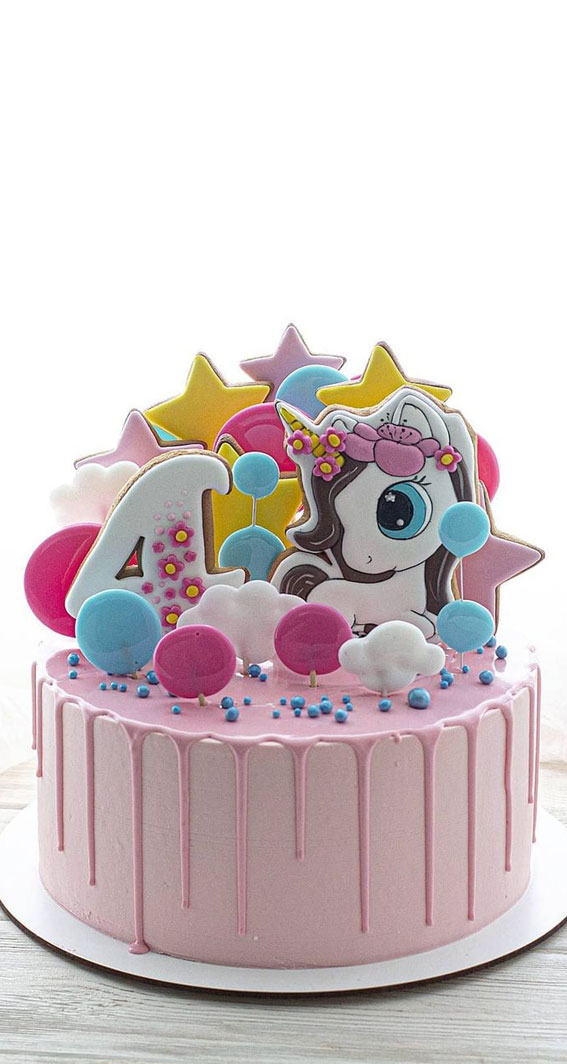 Cute Unicorn Cake Designs : Soft pink cake topped with unicorn & star sweet