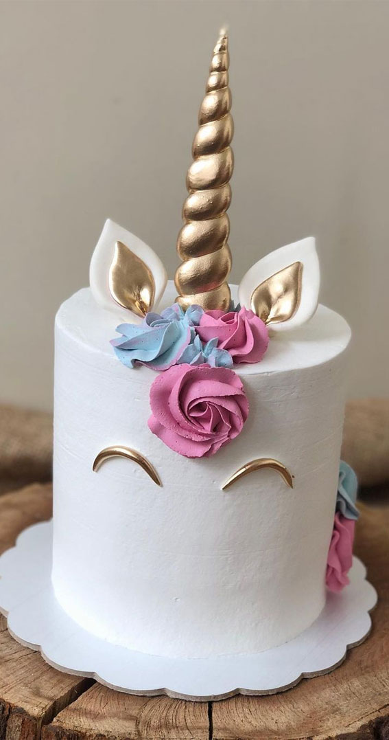 Rainbow Unicorn Cake - Raising Hooks