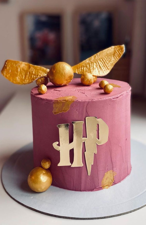 Harry Potter Cake Design Ideas : Harry Potter Red Berry Cake