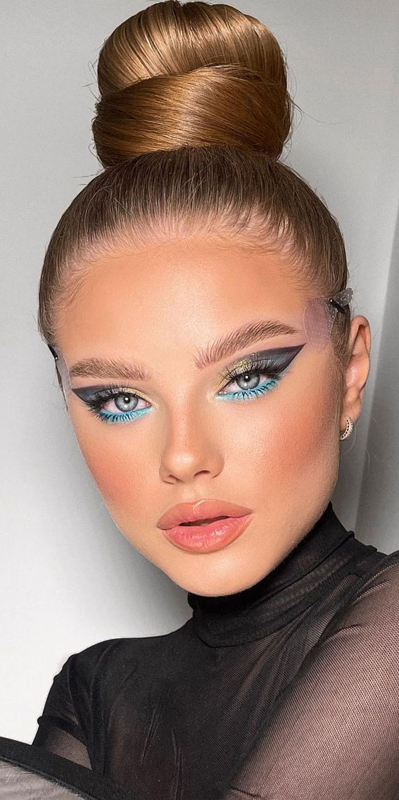 søm Strædet thong tilgive Creative Eye Makeup Art Ideas You Should Try : Blue, Smokey and Graphic  Lines