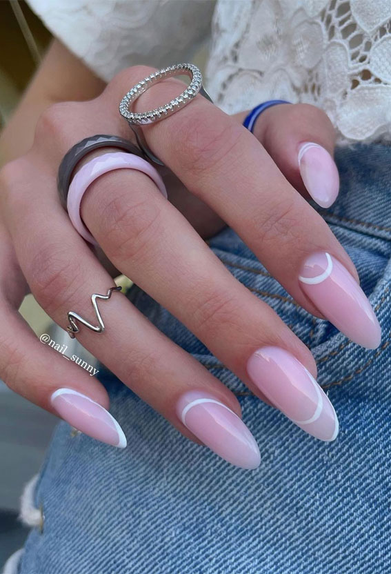 white outline nails, almond shaped nails, pink nail art design, white outline nails, nude pink nails, pink nail art designs 2021