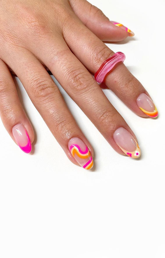 29 Summer Aesthetic Nails Designs 2021 : Mix n Match Pink & Orange Aesthetic Nails