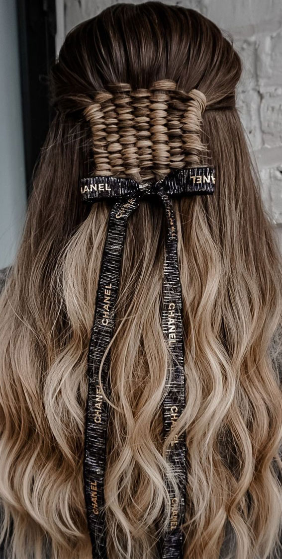 24+ Braid Hairstyles That Really Jazz Up Your Hair : Infinity braid & Chanel