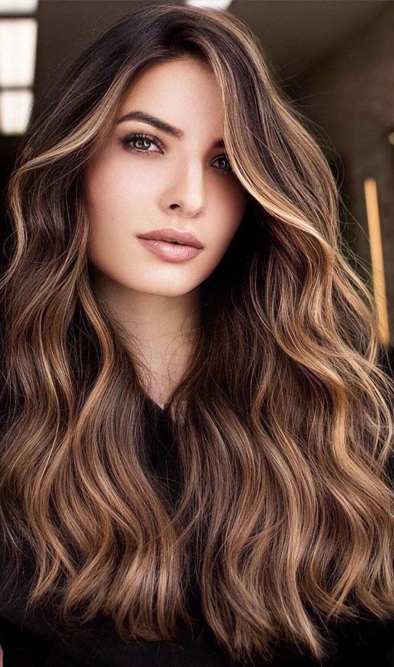 35 Ways to Upgrade Brunette Hair : Dark Chocolate with Warm Blonde Highlights