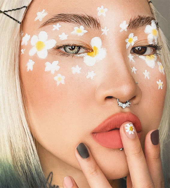 35 Cool Makeup Looks That’ll Blow Your Mind : Daisy Makeup Look