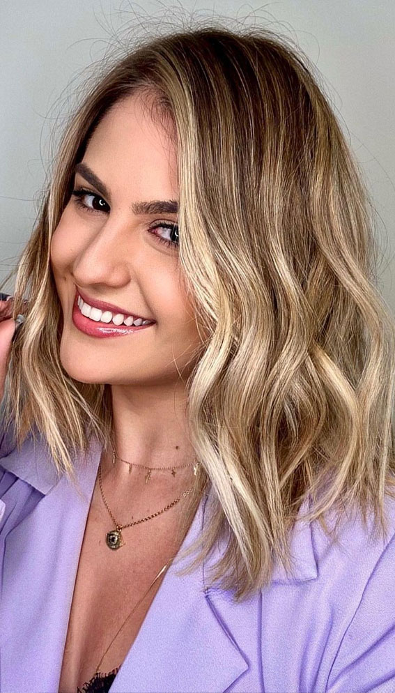 25 Dirty Blonde Hair Ideas For Every Skin Tone : Dirty Blonde Lob Hairstyle
