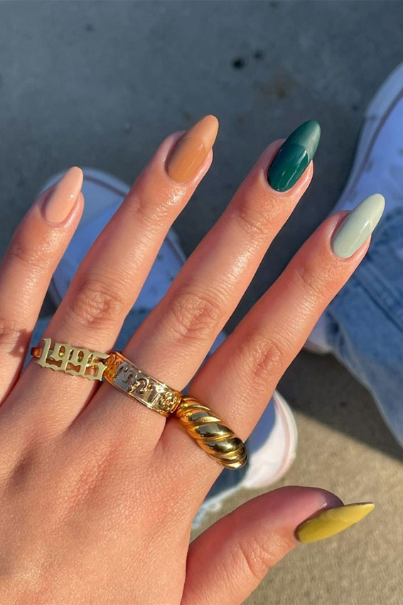30 Cute Fall 2021 Nail Trends to Inspire You : Mix and Match Color with Nude Tip Nails