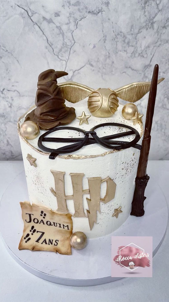 30+ Cute Harry Potter Cake Designs : White Harry Potter Birthday Cake