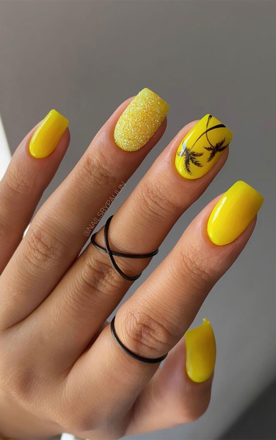27 Short summer nails 2021 : Yellow Tropical Nail Art
