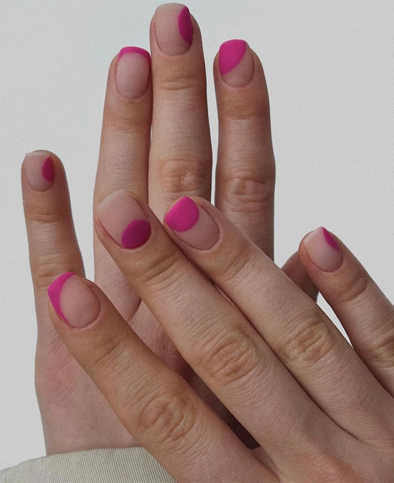 27 Short summer nails 2021 : Pink Abstract Short Nails