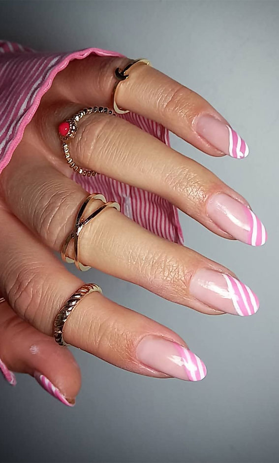 pink swirl side french tip nails, acrylic nail trends 2021, summer nails 2021, summer gel nail designs 2021, 2021 summer nail colors, summer nail ideas 2021, short summer nails 2021, summer gel nails 2021, summer nail polish colors 2021