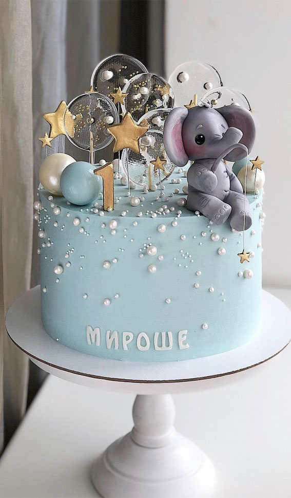 fælde Figur ben 40 Cute Cake Ideas For Any Celebration : Light Blue 1st Birthday Cake
