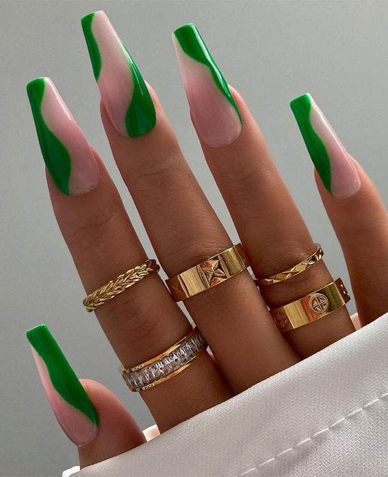 green negative space nails, coffin nails, fall nails 2021