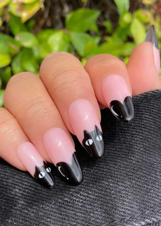 black cat halloween nails, black cat halloween tip nails, halloween nails, halloween nail ideas