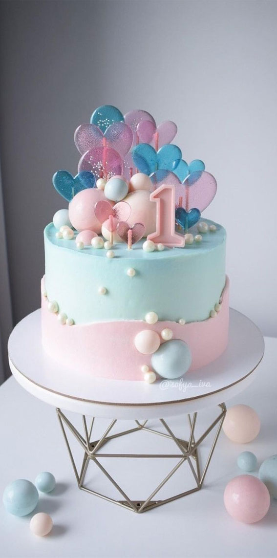 first birthday cake, birthday cake for first birthday cake, two-toned birthday cake, blue and pink birthday cake