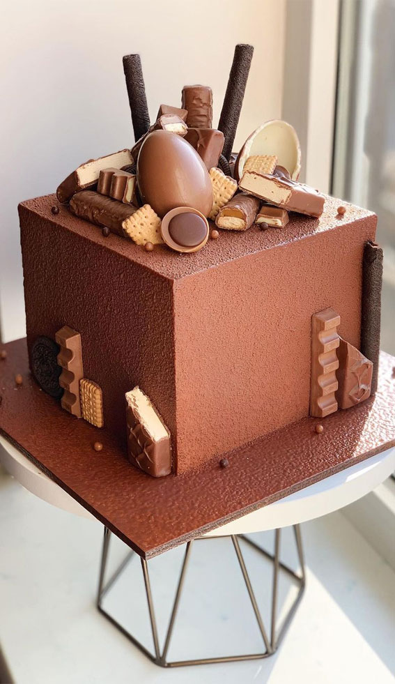 Ferrero Rocher Cake Delivery | Deluxe Chocolate Hazlenut Truffle Cake UK –  Desserts Delivered Bakery