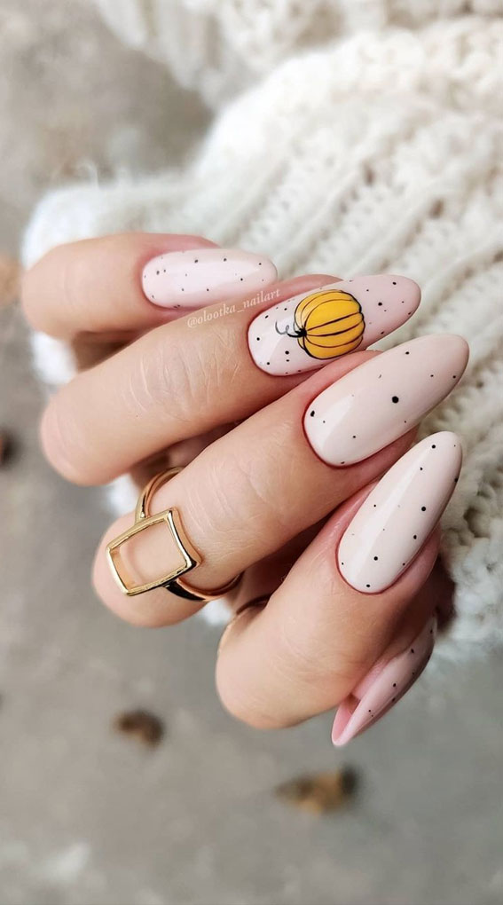 pumpkin nails, thanksgiving nails, halloween nail art, halloween nails 2021