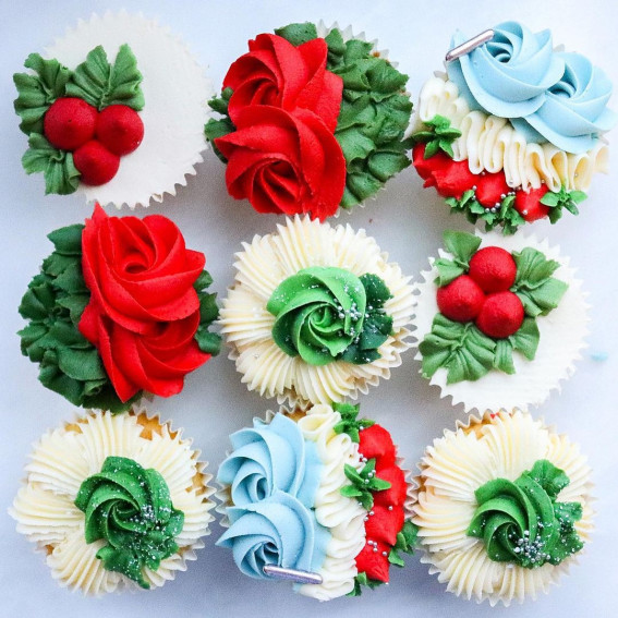 christmas cupcakes designs. christmas cupcakes 2021, christmas cupcakes pictures, christmas cupcakes images, festive cupcakes, holiday cupcakes, santa cupcakes, chocolate christmas cupcakes