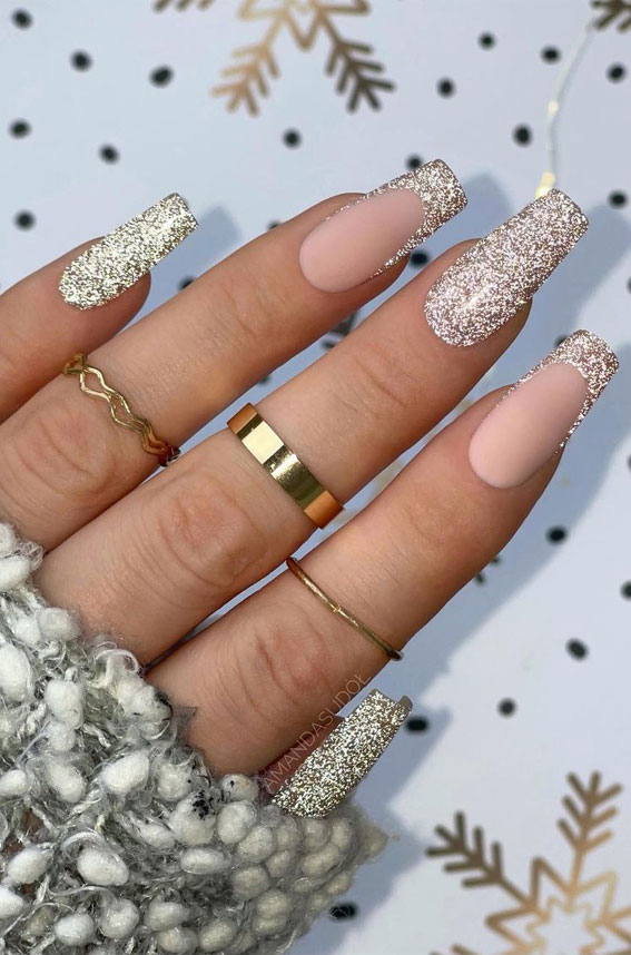 glitter nails, festive nails, new years eve nails, glitter nail designs 2021