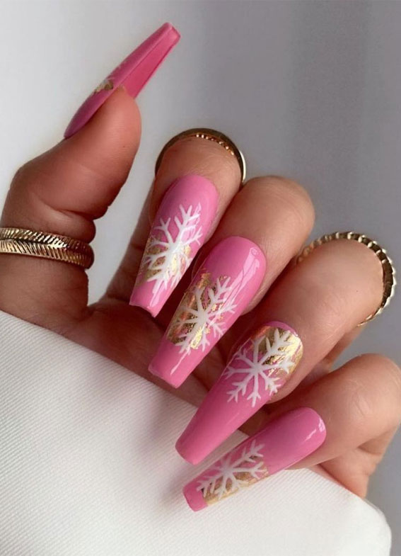 40 Festive Christmas and Holiday Nails 2021 : Pink Festive Coffin Nails