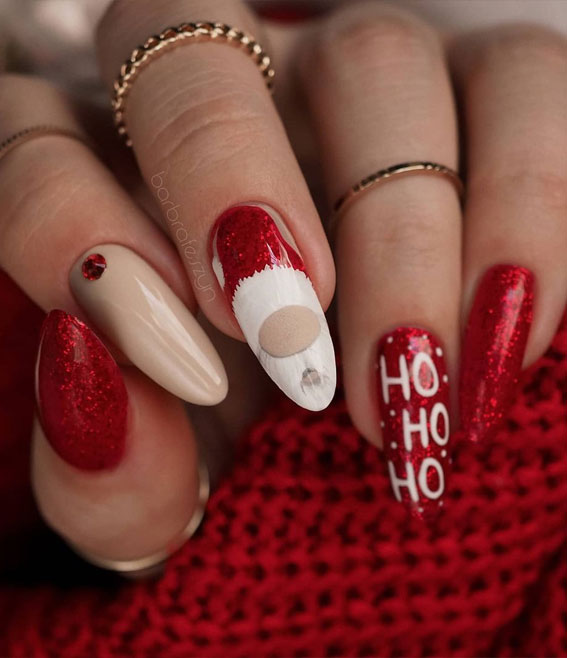 40 Festive Christmas and Holiday Nails 2021 : Red Santa Christmas Manicure
