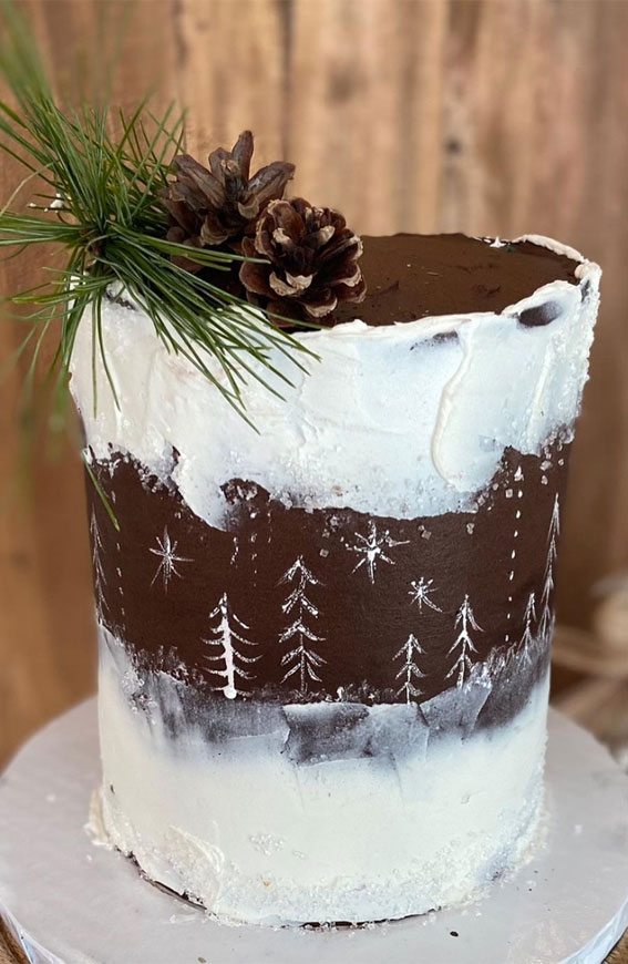 20 Pretty Festive Cakes For Birthday & Holidays : Forest Rustic Winter Cake