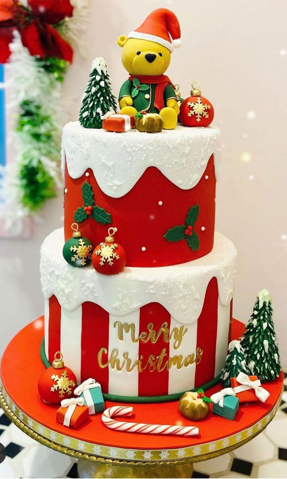 20 Pretty Festive Cakes For Birthday & Holidays : White and Red Christmas Cake
